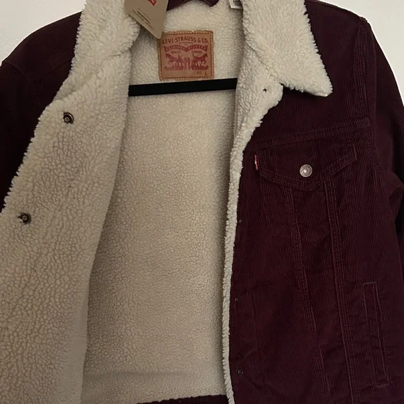 Levi's Women's Deep Red Sherpa Jean Jacket - Picture 2 of 3